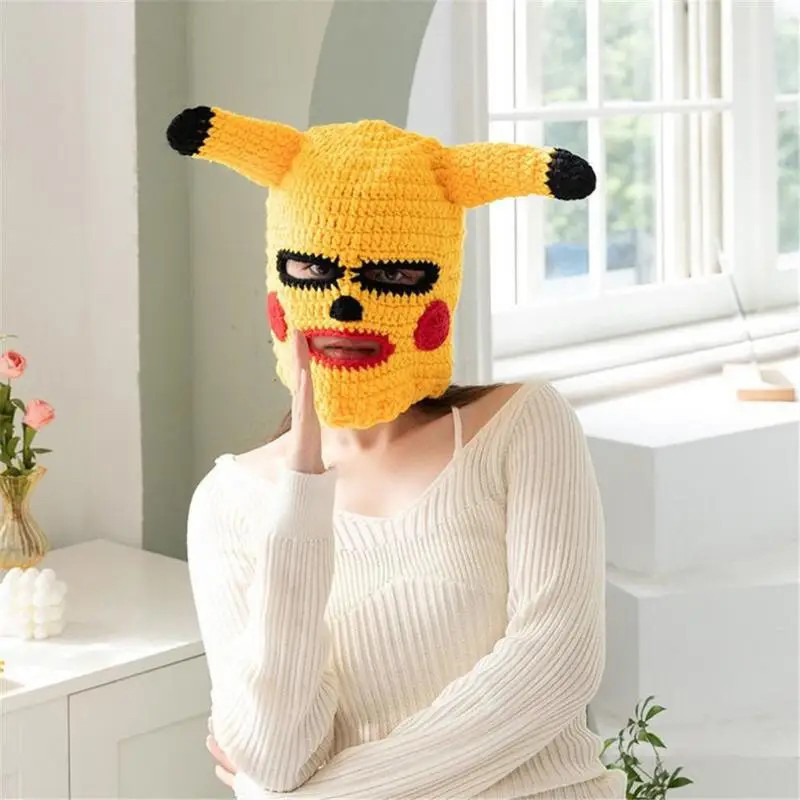 pikachu mask kasvonaamio korvilla