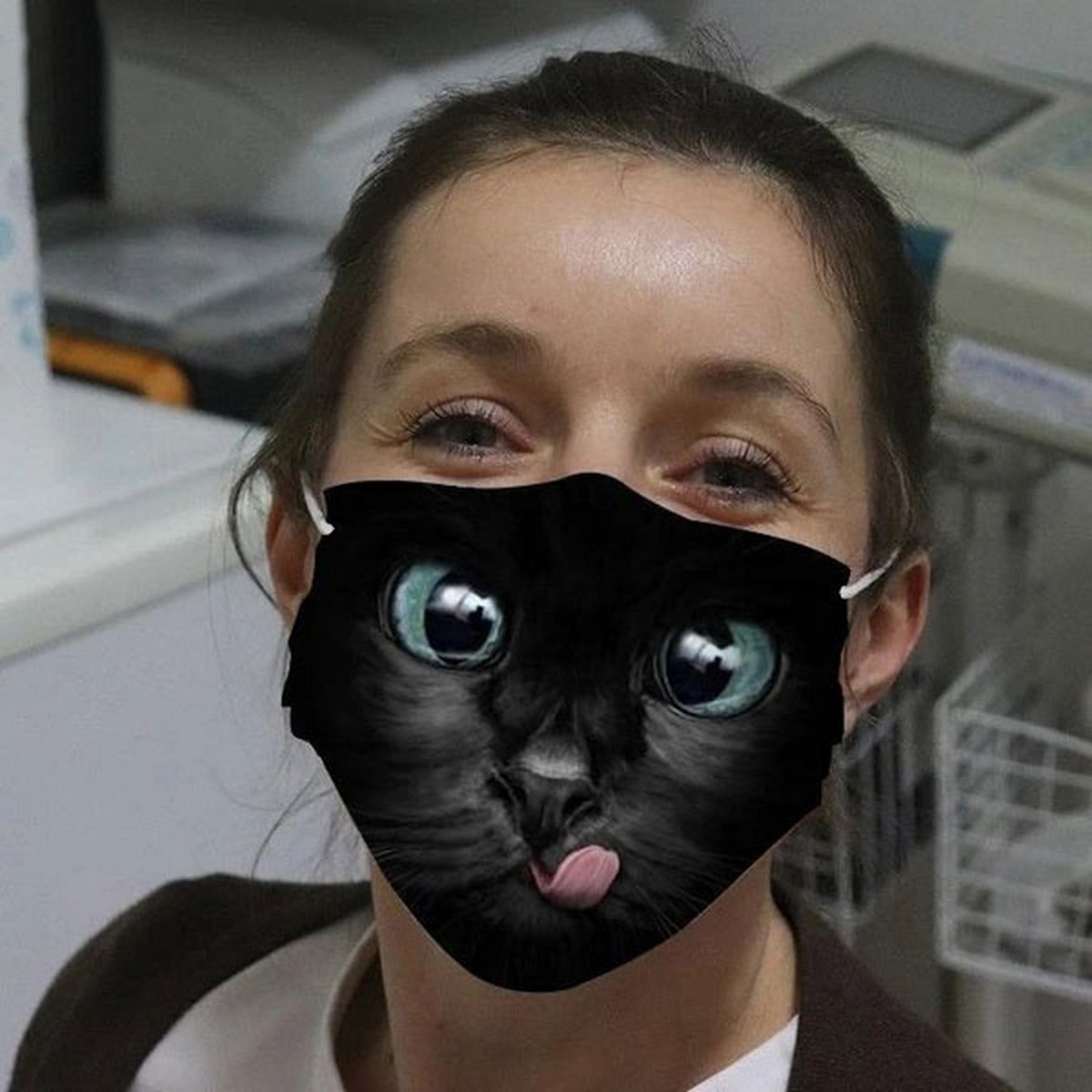 kissan naamio musta