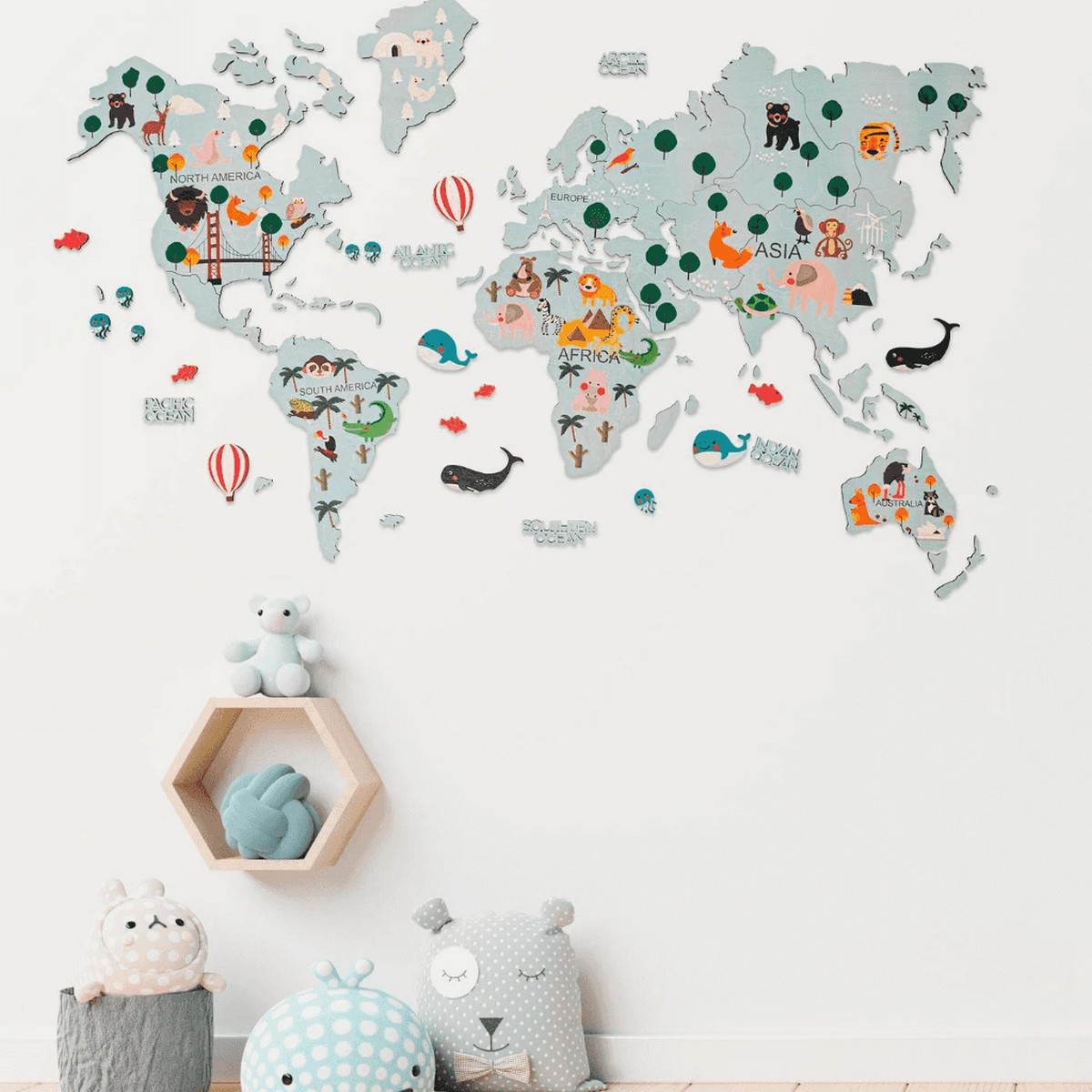 puinen kartta seinällä 2D mantereella