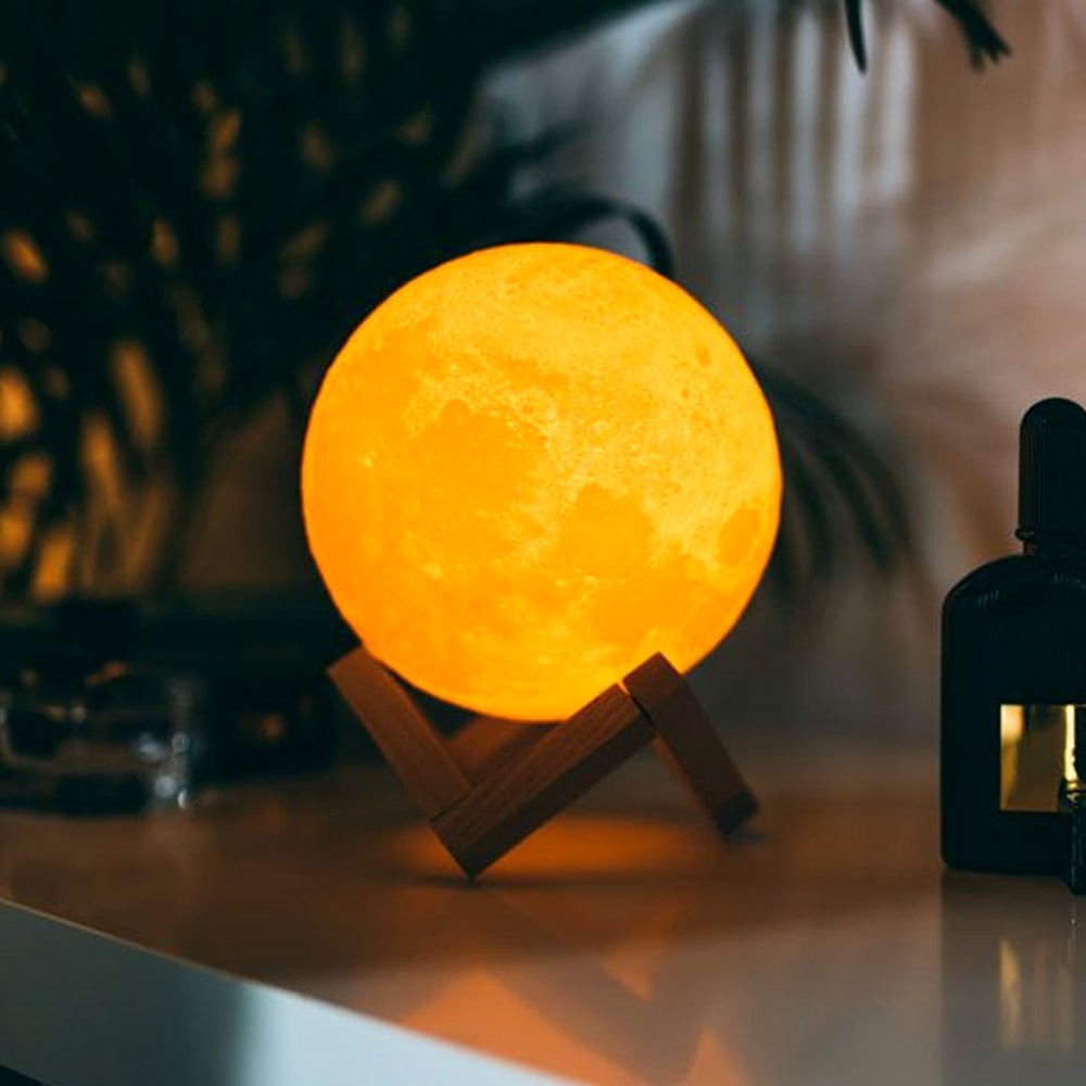 3D kuu - kosketuslamppu makuuhuoneeseen